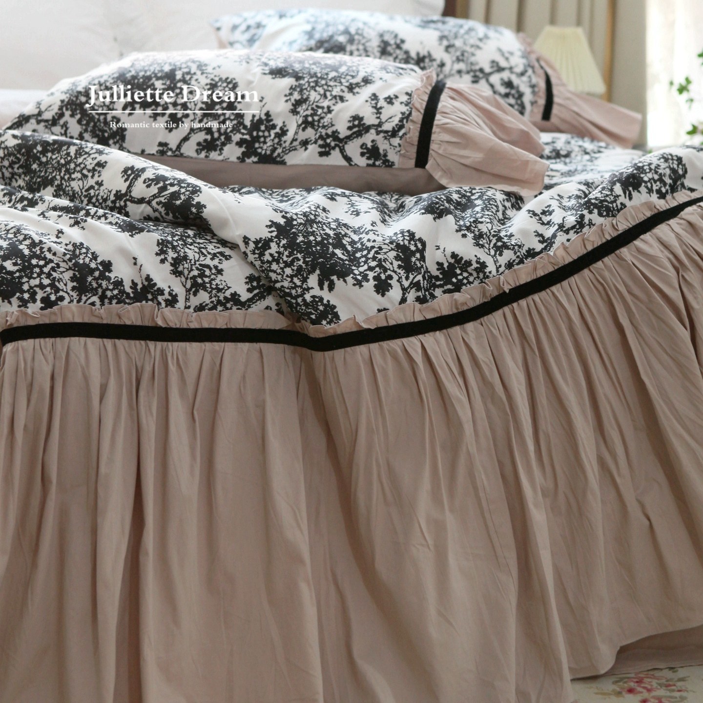 Christy French Style Princess  - огляд і ціна Aesthetic Floral Duvet Cover